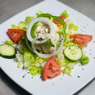 Mom's Salad Platter (6-8)