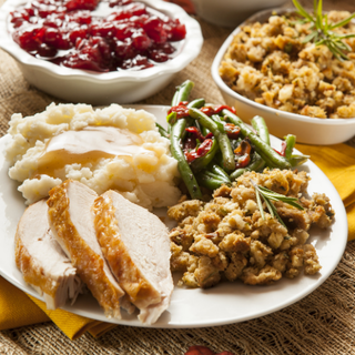 Classic Thanksgiving Dinner (6-8)